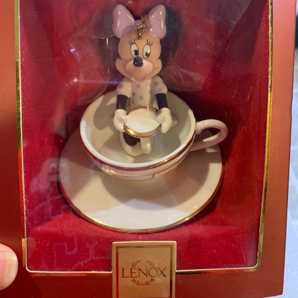 Disney Lenox Minnie Teacup